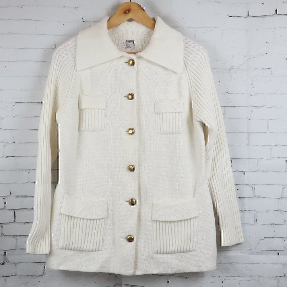 MONTGOMERY WARD IVORY LONG SLEEVE BUTTON DOWN CARDIGAN SWEATER SIZE MEDIUM
